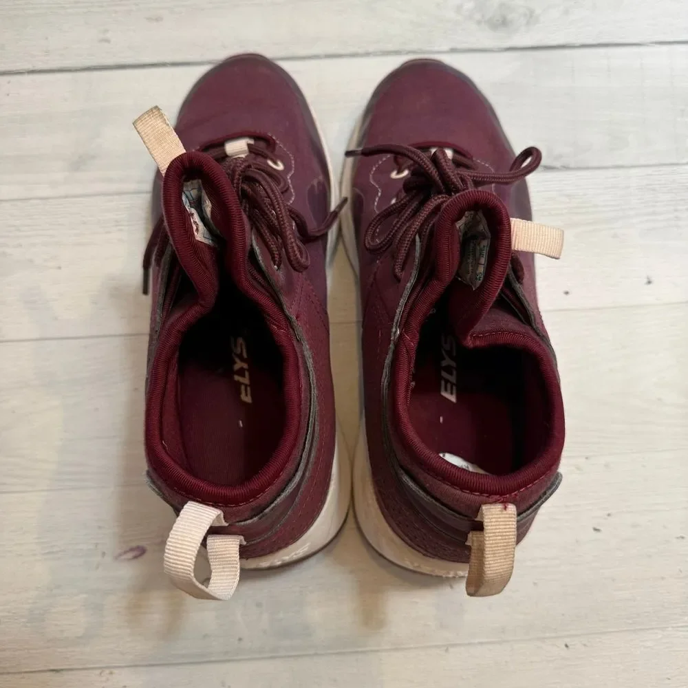 Heelys Piper Mid Top Sneaker Burgundy youth 6 Womens‎ Size 7